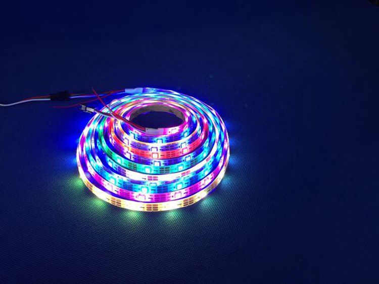 上海APP智能蓝牙多色灯方案 /BLE蓝牙智能幻彩灯控方案 /智能照明系统方案 /低能耗幻彩灯方案