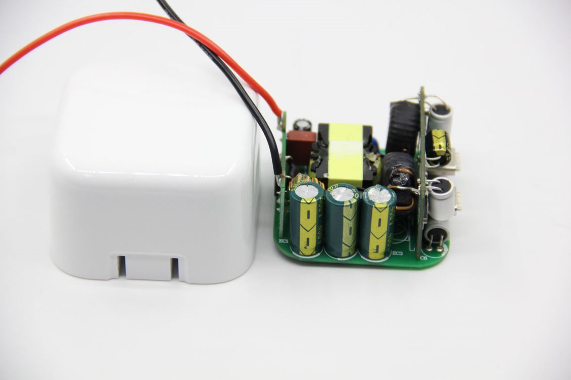 35W上海双C口PD快充适配器氮化镓D3方案